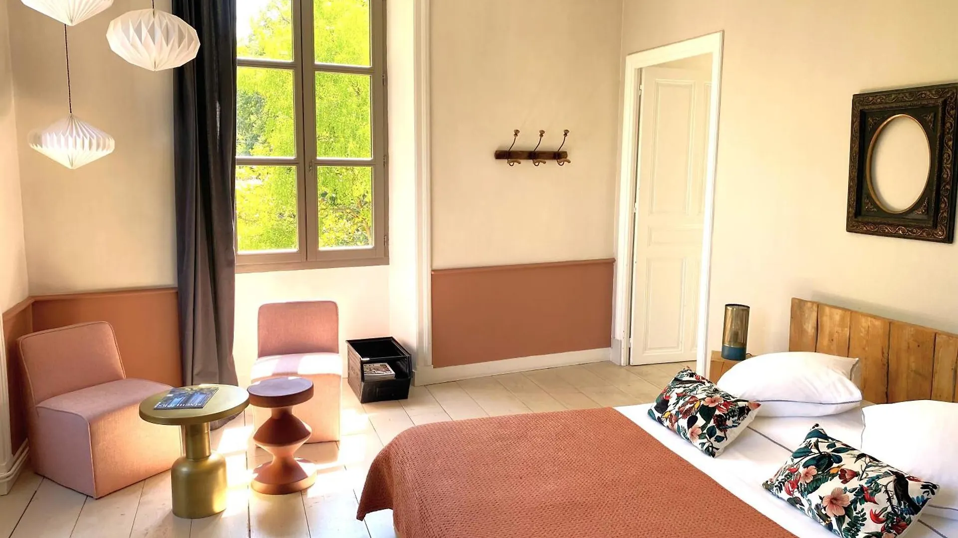 La Grande Maison Montmeyran Bed & Breakfast